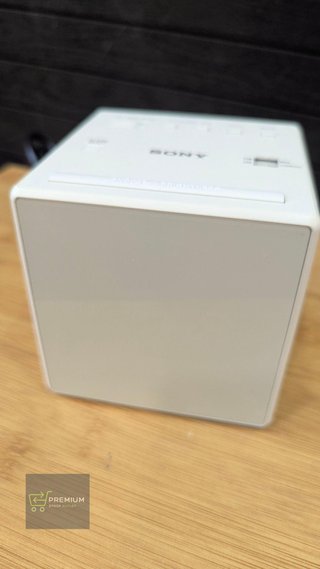 Sony ICF-C1 - Radio despertador con pantalla LED