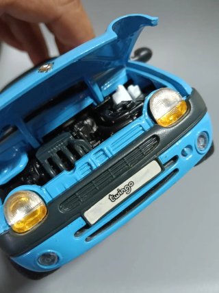 Renault Twingo 1/18