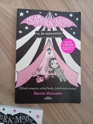 Isadora Moon y el hada de los dientes...3 libros