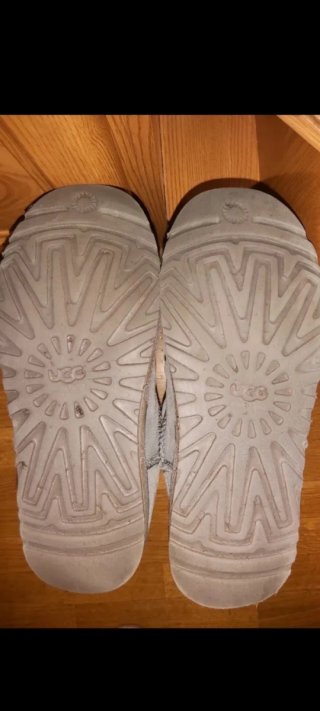 Stivali UGG Bailey Button Triplet Grigi