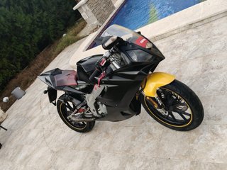 Derbi GPR 50cc Negra y Amarilla