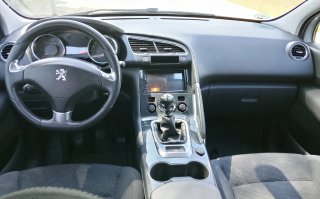 Peugeot 3008 2015
