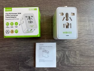 Adaptador Viaje Universal GaN 30W (2x USB-C)