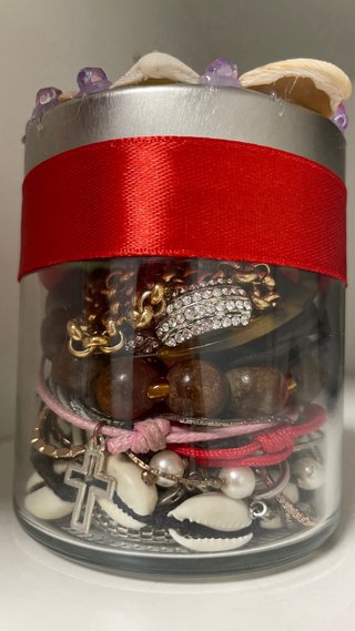 Tarro de joyas misteriosas