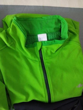 Material de montaña, senderismo, bushkraft