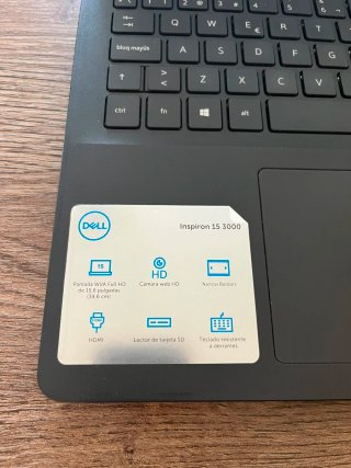 Dell Inspiron 15 - 3501- i5