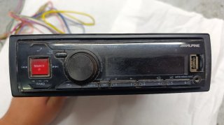 Radio Alpine UTE-728T Negra