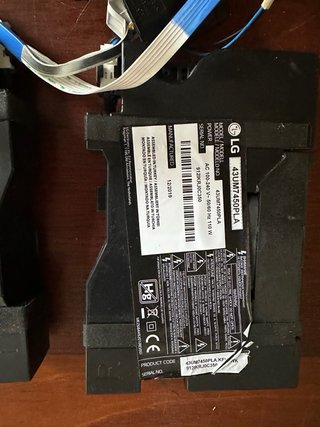 Placa base y altavoz LG 43UM7450PLA