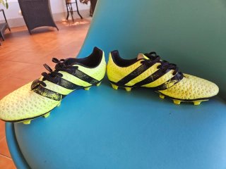 Botas de fútbol Adidas 38.5