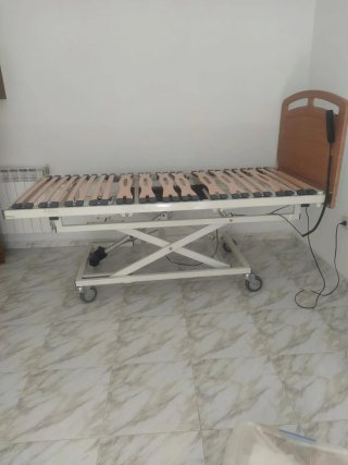 Cama articulada eléctrica