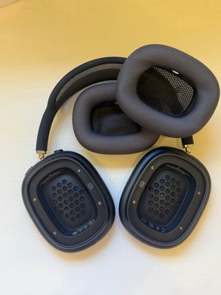 AirPods Max Space Gray