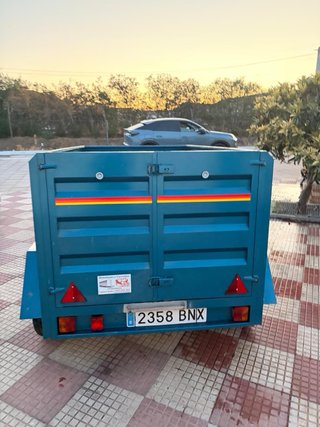 Remolque azul para motos
