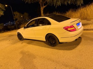 Mercedes-Benz Clase C 2011