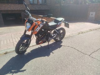 KTM Duke 125 2012 - 5600 km