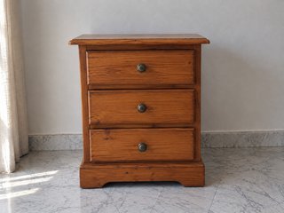 Dormitorio completo de madera maciza, color cerezo