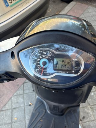 Peugeot Tweet 125 Scooter Blanco