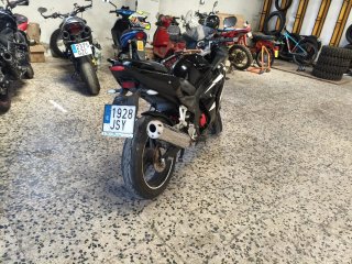 Daelim 125 R Negra