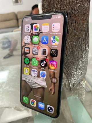 iPhone 11 Pro Max Verde/Gris Espacial