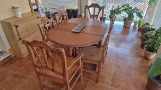 Mesa plegable madera maciza + 4 sillas + 2 sillone