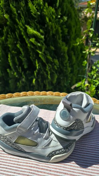Jordan Spizike Low Originales Talla 26