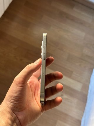 iPhone 15 Pro 256GB Blanco + 2 Fundas