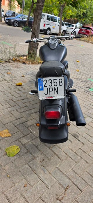 Suzuki Intruder VL800 Negra