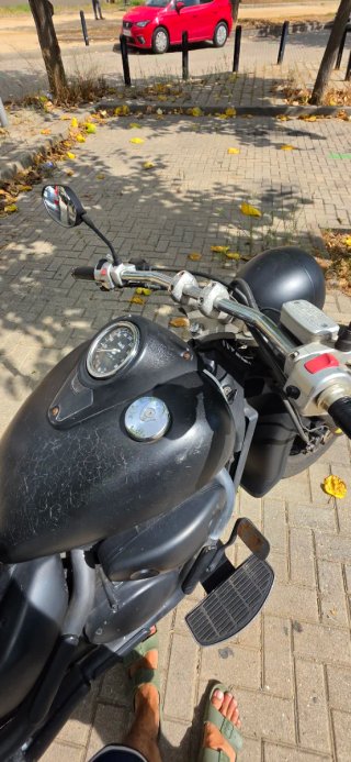 Suzuki Intruder VL800 Negra