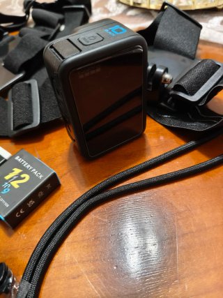 GoPro Hero 10 Black + Accessori