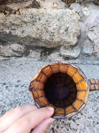 Jarra antigua de vino