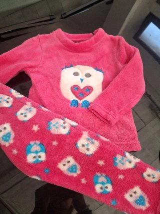 Pijama polar infantil talla 2 años