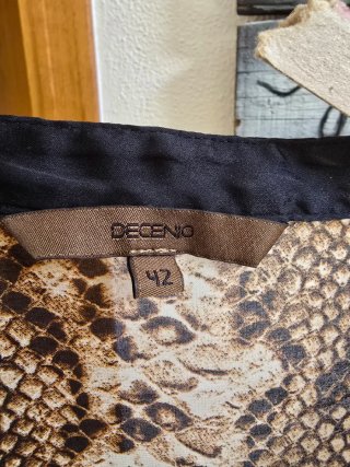 Blusa Decenio Estampada Cobra Tamanho L
