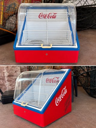 Nevera Coca-Cola Roja y Azul