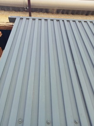 Puerta corredera metálica 3x3m nave y otra abati