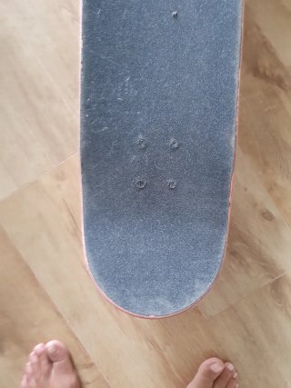 Skate rojo FURTIVE