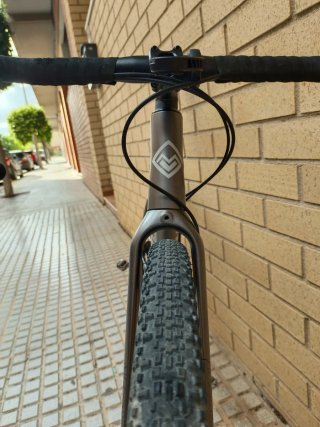 Bicicleta Gravel Megamo 2025