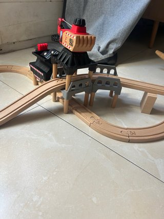 Tren de madera Hape