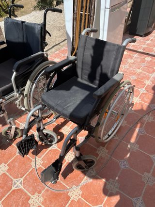 Silla de ruedas plegable