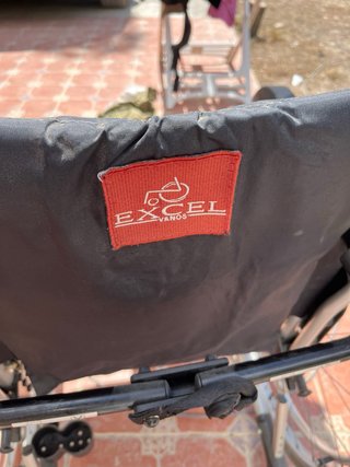 Silla de ruedas plegable
