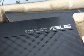 Router Asus 4G-AC68U