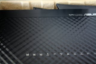 Router Asus 4G-AC68U