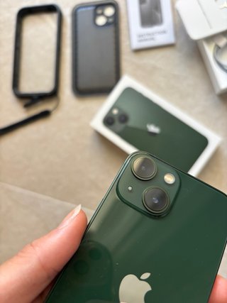 iPhone 13 mini verde militare