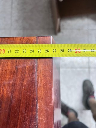 Armario vitrina de madera y cristal