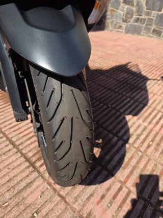 Yamaha TMAX 530 SX Negra