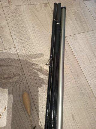 Caña Surfcasting Daiwa Emcast