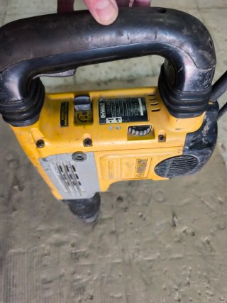 Martillo Percutor Dewalt