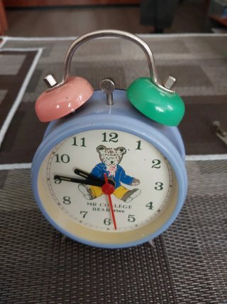 Despertador infantil Mr College Bear azul