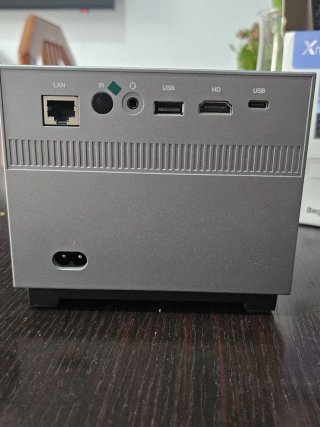Proyector Xnano 8K Video Decode Dolby Audio