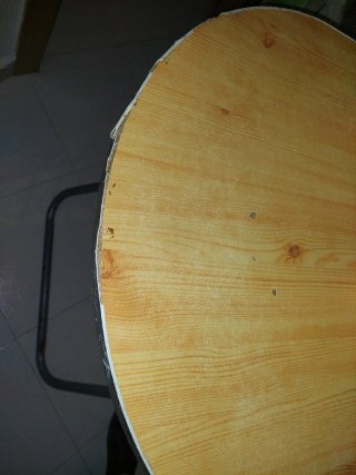 Mesa plegable redonda madera y metal