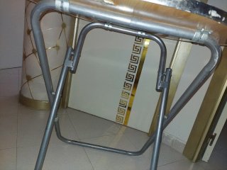 Mesa plegable redonda madera y metal