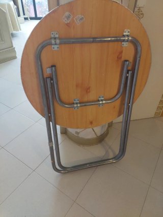 Mesa plegable redonda madera y metal